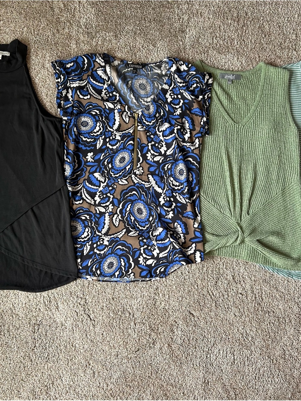 Women’s xsmall summer tops bundle